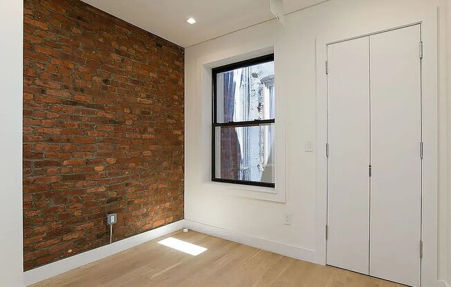 7 RIVINGTON ST