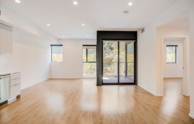 2 beds, 2 baths, 1,084 sqft, $3,975, Unit 315