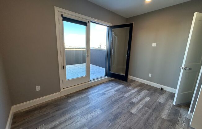 2 beds, 1 bath, 655 sqft, $2,950, Unit 502