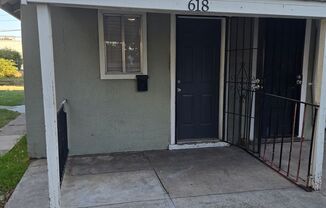 Downtown Modesto Studio for Rent