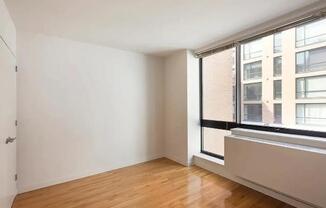 537 W 27 ST
