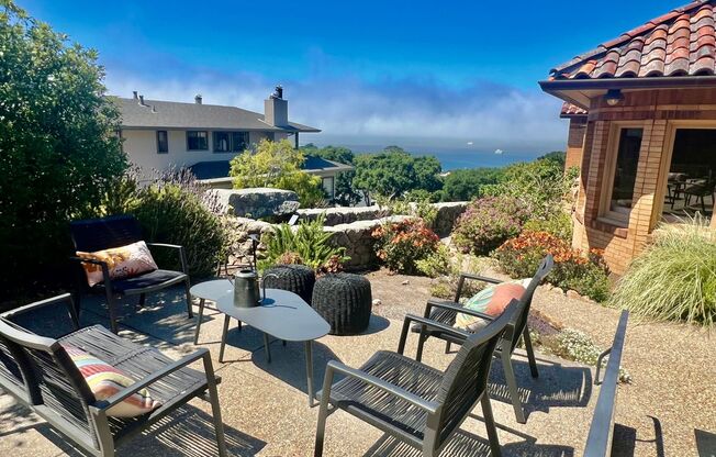 Rock View - 289 Lighthouse 4 bedroom 4 bathroom stunning furnished home!