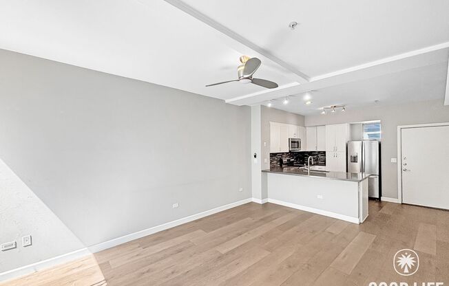 Sleek 1B/1BA Condo in the Heart of Marina District with A/C, In-Unit W/D & Reserved Parking!