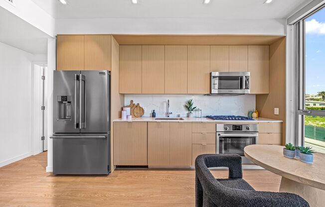 2 beds, 2 baths, 970 sqft, $4,500, Unit 207