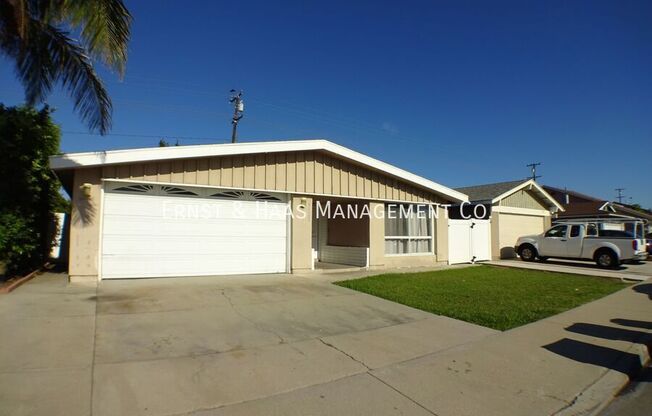 5122 MDW WOOD AVE