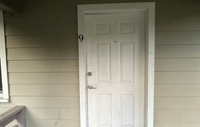 11380 Greenburg Apartments