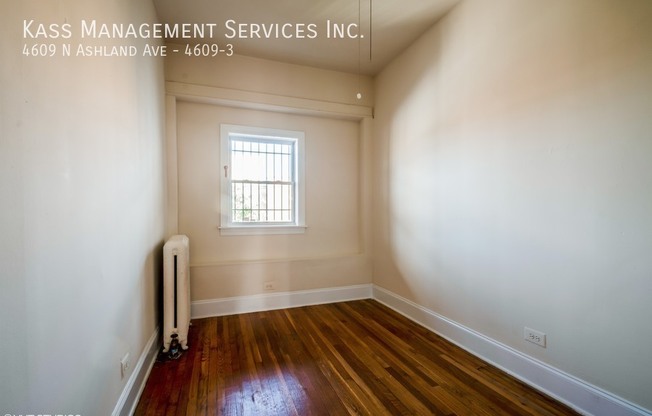 4609 N Ashland Ave