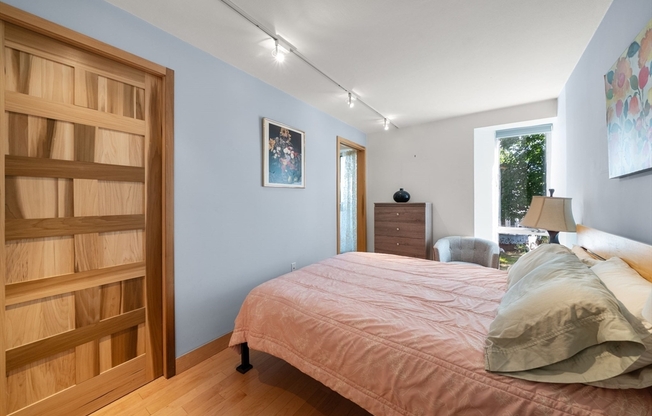 1 bed, 1 bath, 498 sqft, $3,300, Unit 302