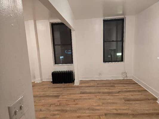 393 5 AVE