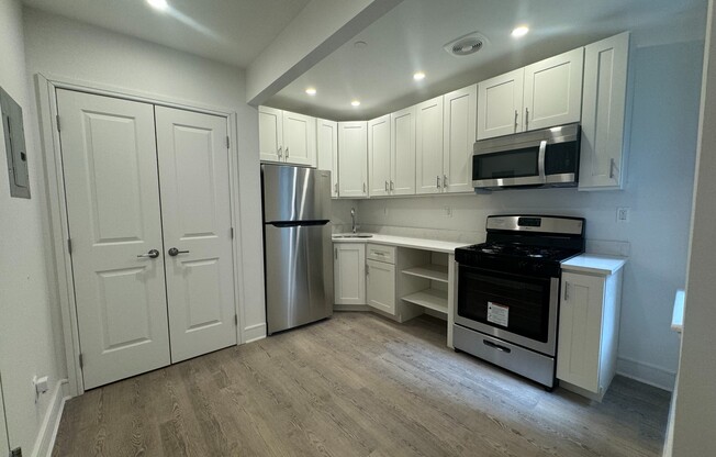 Studio, 1 bath, $3,500, Unit 10G