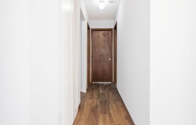 2 beds, 1 bath, 1,155 sqft, $1,530, Unit 051