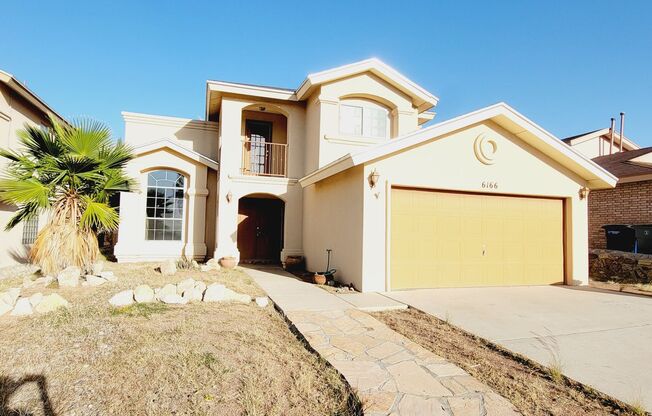 Beautiful 4 bedroom 2 bath home in West El Paso!