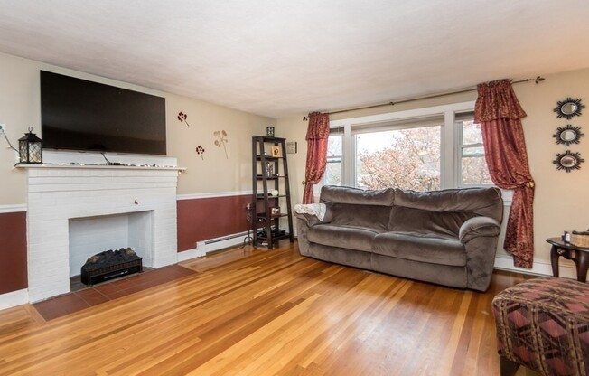 170 RAVENSWOOD