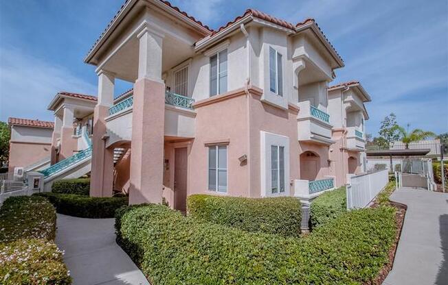 Beautiful Rancho San Diego Condo In Remington Complex