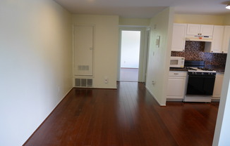 1 bed, 1 bath, $1,275