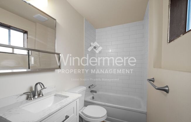 1 bed, 1 bath, $1,000, Unit Unit 02