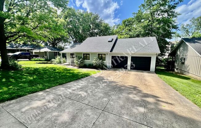 Beautiful UPDATED Ranch in Mission-Available in JULY!!