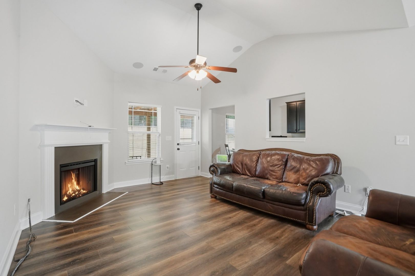 Renovated 3 Bed | 2Bath Minutes from McDonough Square