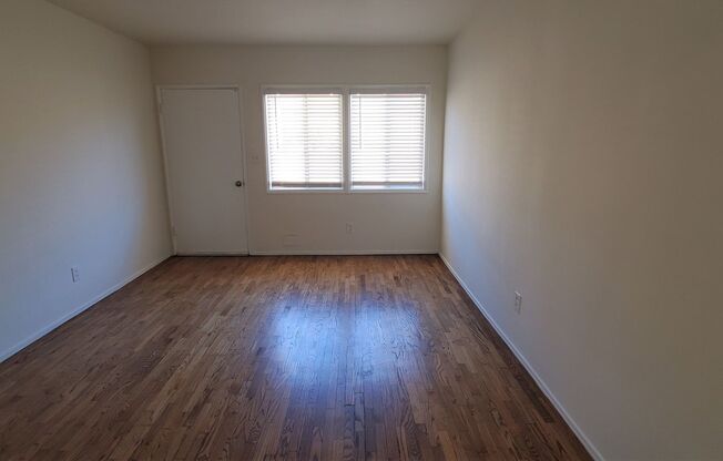 Studio, 1 bath, 400 sqft, $1,600, Unit 314