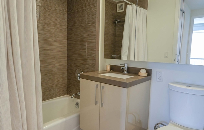 1 bed, 1 bath, $7,250, Unit 44Q