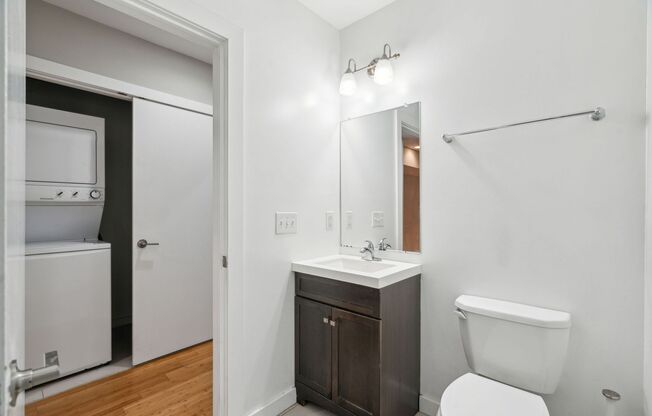 3044 Richmond Street