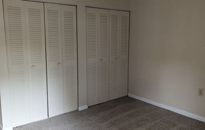 3 beds, 2 baths, $1,400, Unit Unit 202B