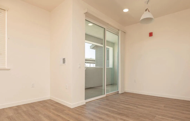 1 bed, 1 bath, 768 sqft, $1,995, Unit 311