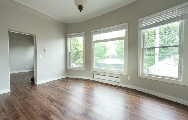 1402-1406 SW 12th Ave