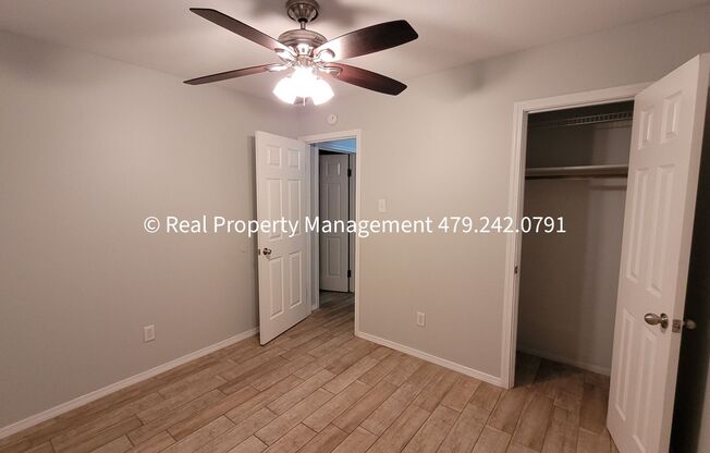 3 beds, 2 baths, $1,200