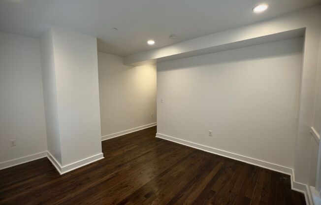 2 beds, 2 baths, 1,113 sqft, $1,475, Unit 236 001