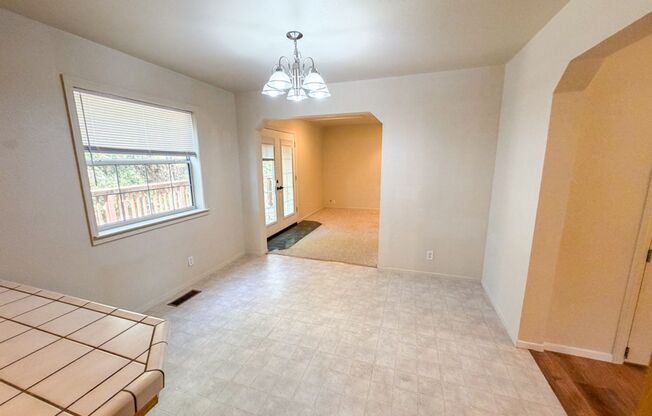$1,000 MOVE IN SPECIAL OFF FIRST MONTHS RENT.