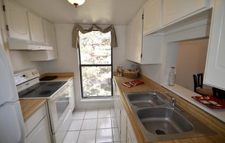 Penthouse 1 Bedroom with Loft!
