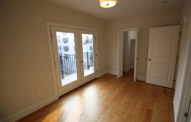 276 ATHENS ST