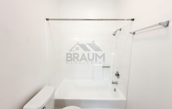 2 beds, 2 baths, 1,000 sqft, $2,495, Unit 207