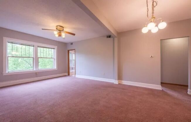 2 beds, 1 bath, 693 sqft, $885, Unit 3012