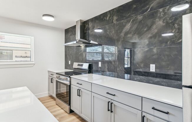 Now Leasing! Luxury Apartments in The Pearl District