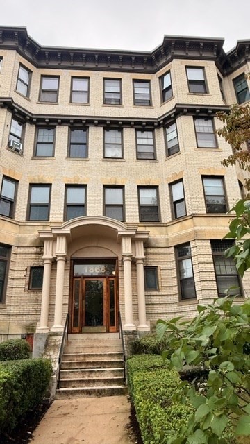 1868 COMMONWEALTH AVE