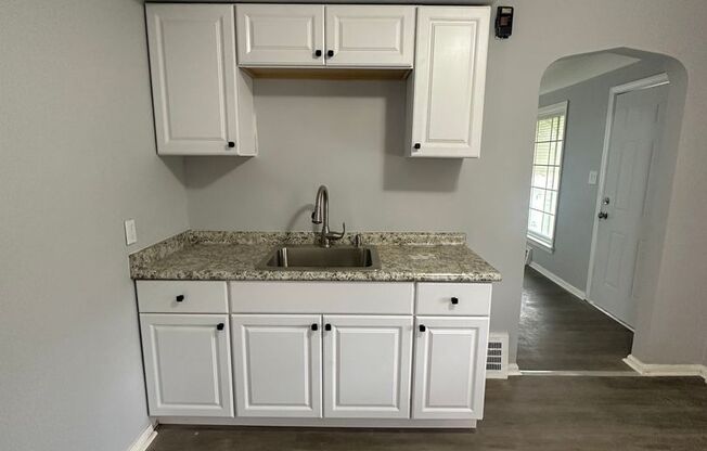 4bd Single Maple Section 8