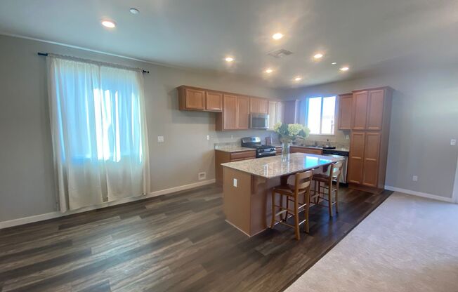 REDUCED!!!  Like Brand New 3 Bed 2 Bath Home FOR RENT!