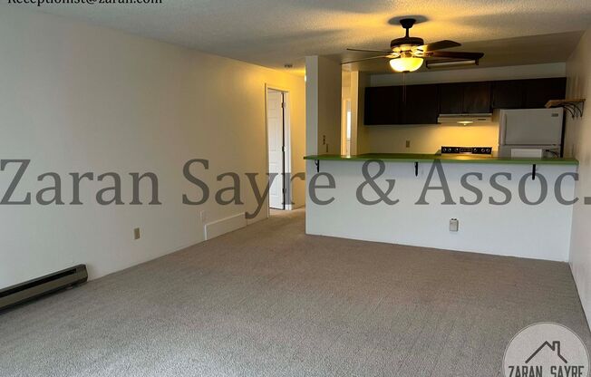 2 beds, 1 bath, $1,425, Unit # #H 12