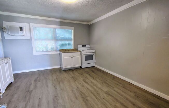 407 South Jupiter Avenue - 9