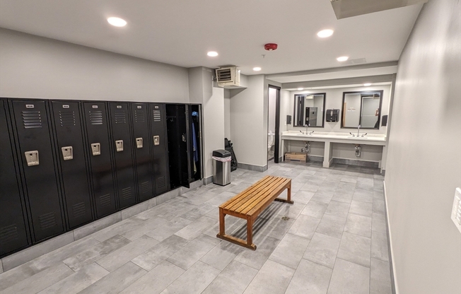 Studio, 1 bath, $2,175, Unit 3G