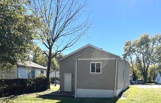 3 beds, 1 bath, $1,250