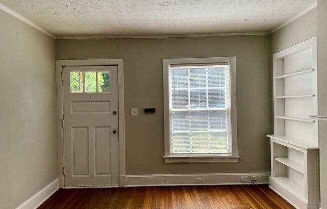 Three Bed/1 Bath Bungalow at Georgia Tech/Atlantic Station!