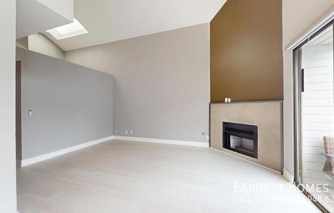13331 Moorpark St