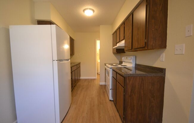 1 bed, 1 bath, 650 sqft, $725, Unit 02