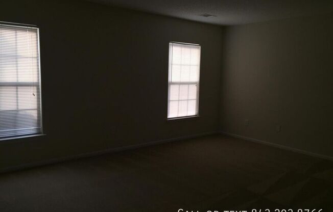 4015 BROKEN ARROW DR