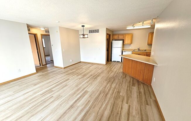 2 beds, 1 bath, 898 sqft, $1,025, Unit 7003 W. 56th Street #8