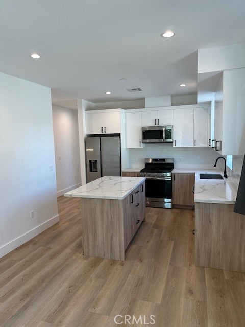 3 beds, 3 baths, 1,492 sqft, $3,700, Unit 1/4