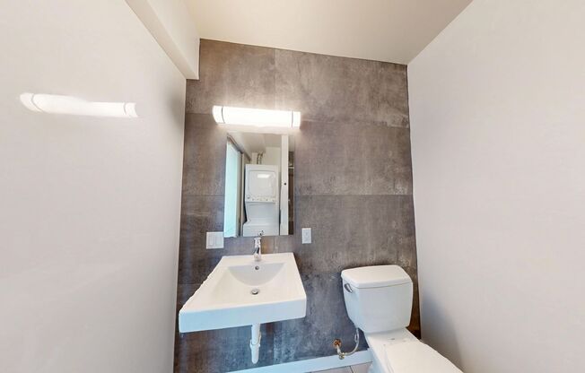 Studio, 1 bath, 262 sqft, $1,279, Unit 206
